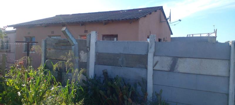 2 Bedroom Property for Sale in Eersterivier Industria Western Cape